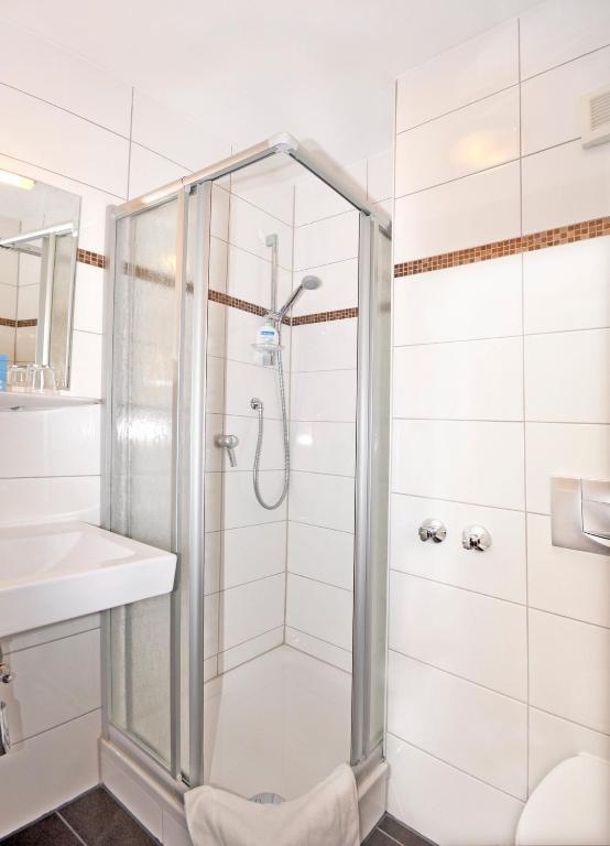 Hotel Lindenhof Roedermark Phòng bức ảnh